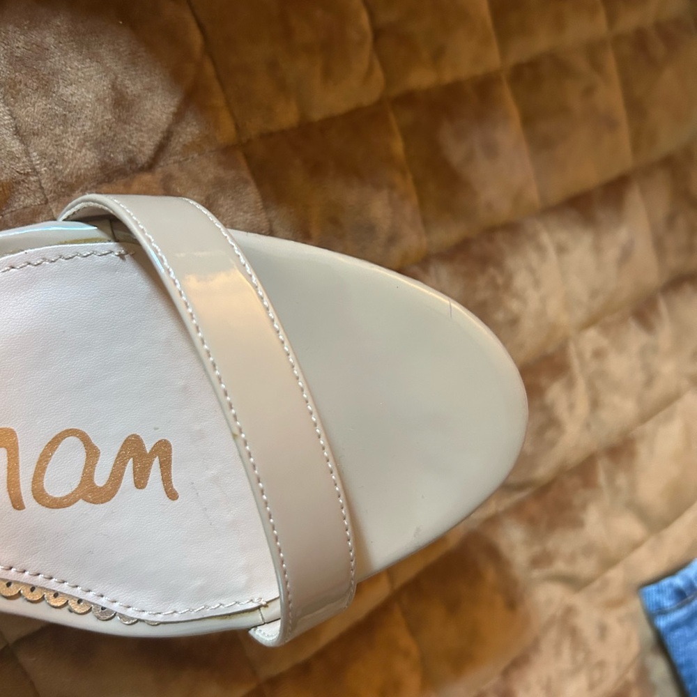 Sam Edelman Women's Elegant Cream Heels - Picture 6 of 9